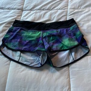 Lululemon (original style) Speed Shorts in size 8